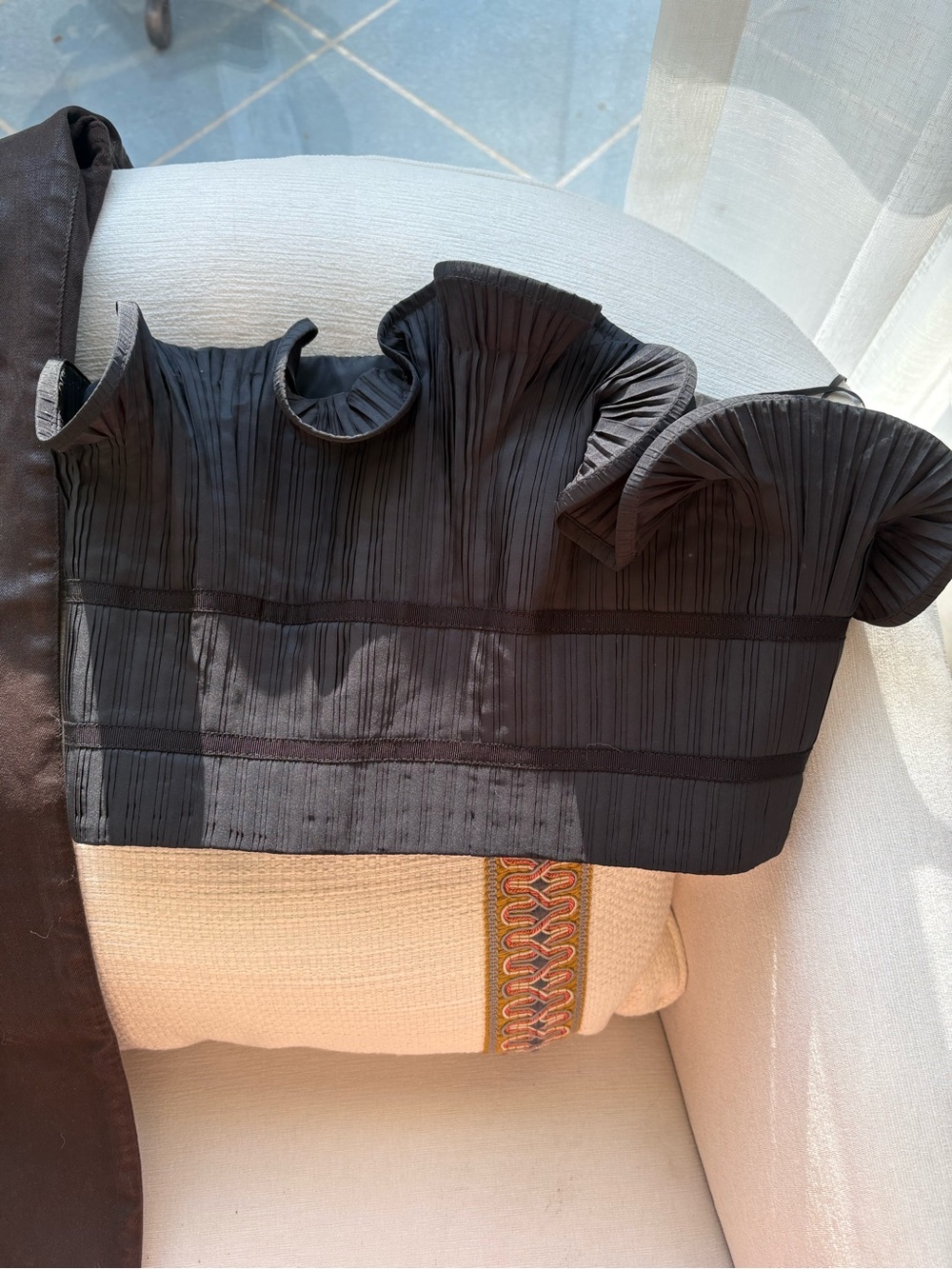 AMUR Black Pleated Ruffle Crop Top